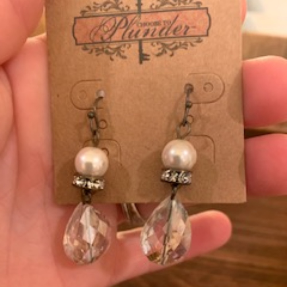 Plunder earrings